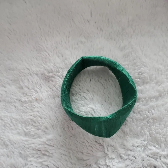 3/10 Handmade Bangle Bundle - Picture 13 of 14